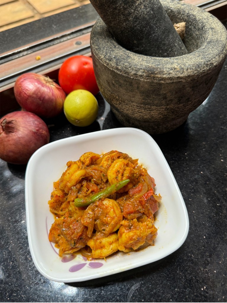 CURRY LEAVES PRAWN FRY IN A SERVING BOWL