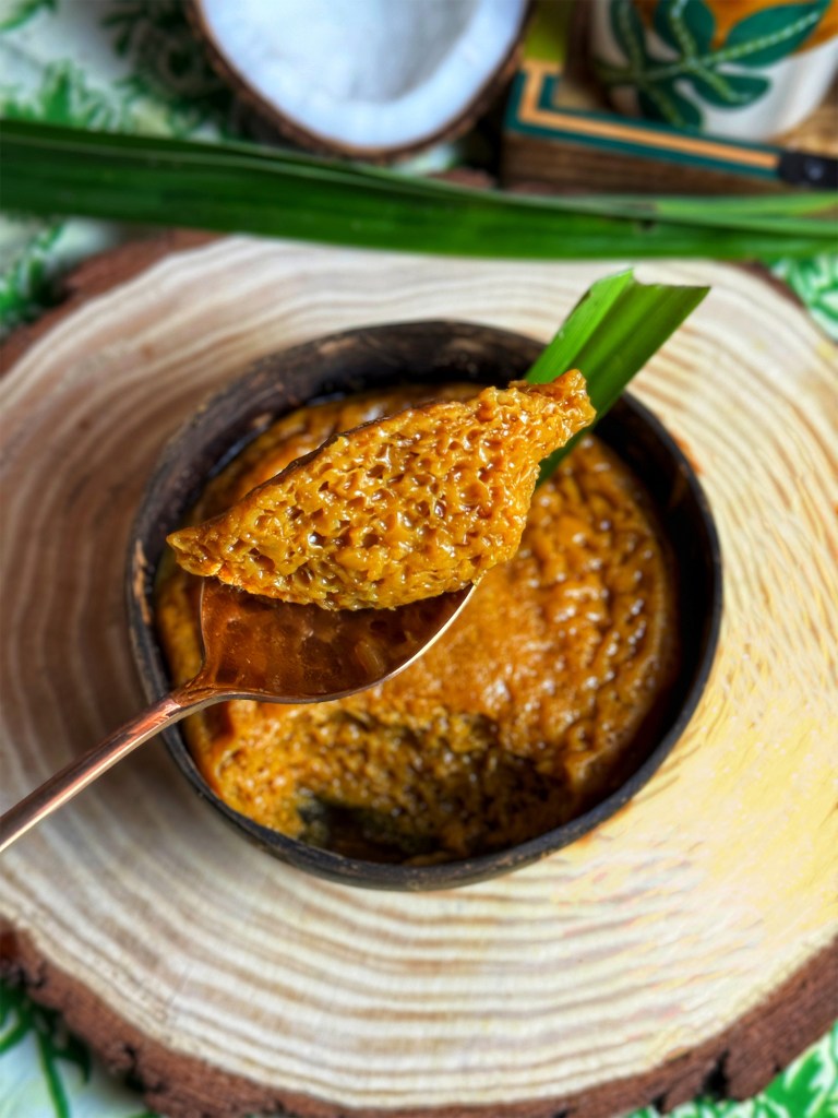 a scoop of the wahtalappam texture
